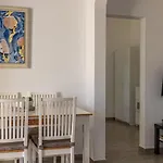 Villa Les Oliveres Petites De Un Dormitorio