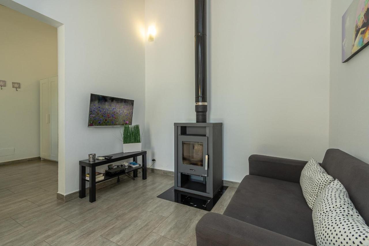 Les Oliveres Petites De Un Ferienhaus